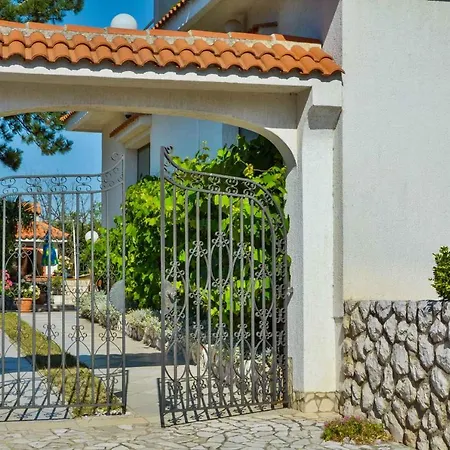 Apartment Apartments In Crikvenica 41651 Crikvenica
