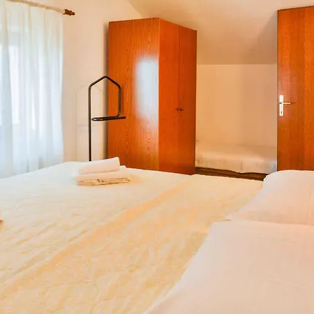 Apartments In Crikvenica 41651 Apartment *